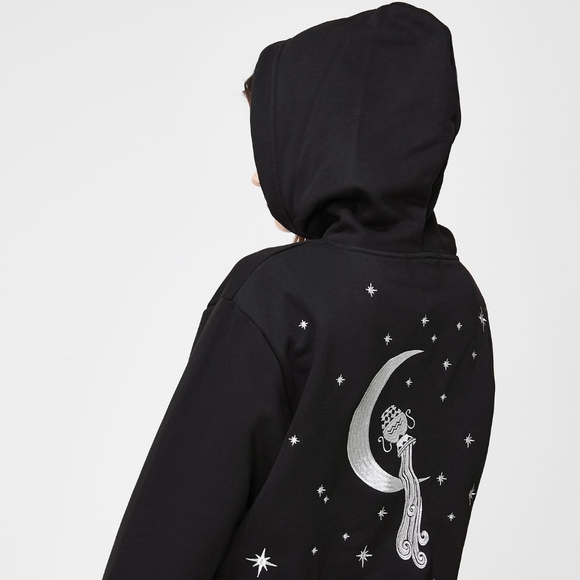 Aquarius Zodiac Sign Graphic Hoodie + Accessories - Picture 4 of 16